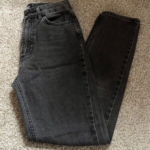 BDG mom high rise size 24 Denim Jeans dark grey light black